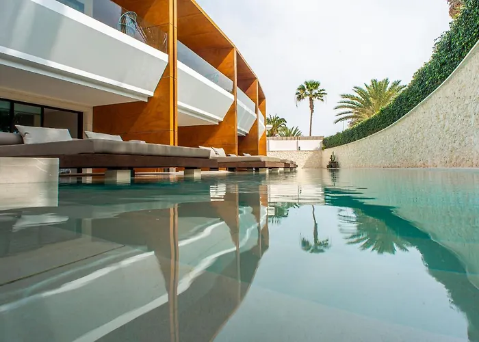 Tensuites - Adults Only